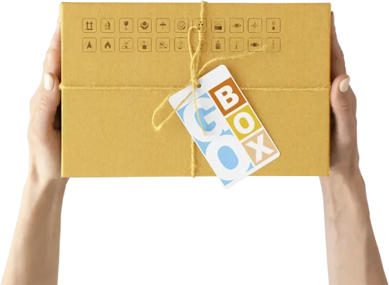 go-box dobozt tartó kéz copy